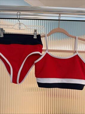 Girls Beach Riot Red Ribbed Bikini Top with White & Navy Trim NWOT